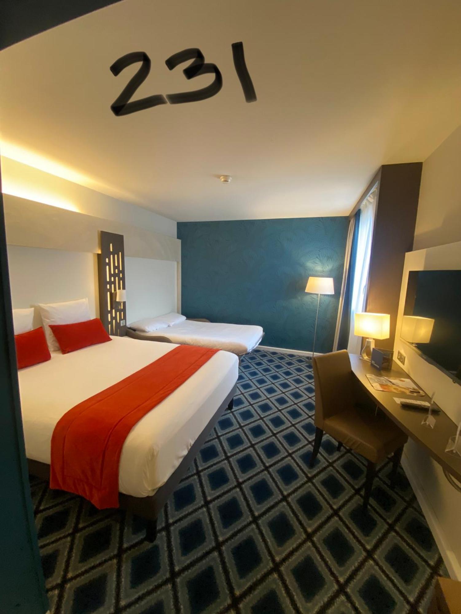 Mercure Chartres Cathedrale Exterior foto