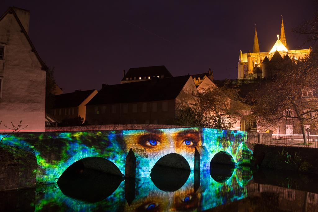Mercure Chartres Cathedrale Exterior foto