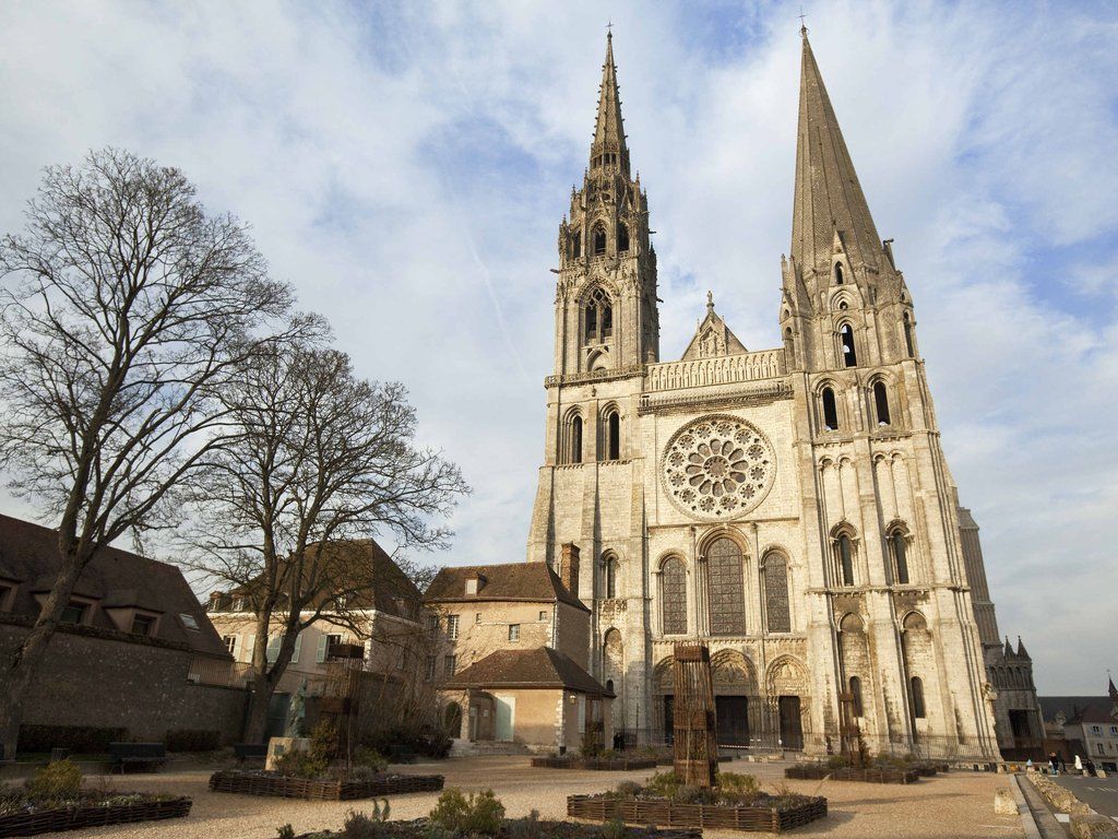 Mercure Chartres Cathedrale Exterior foto