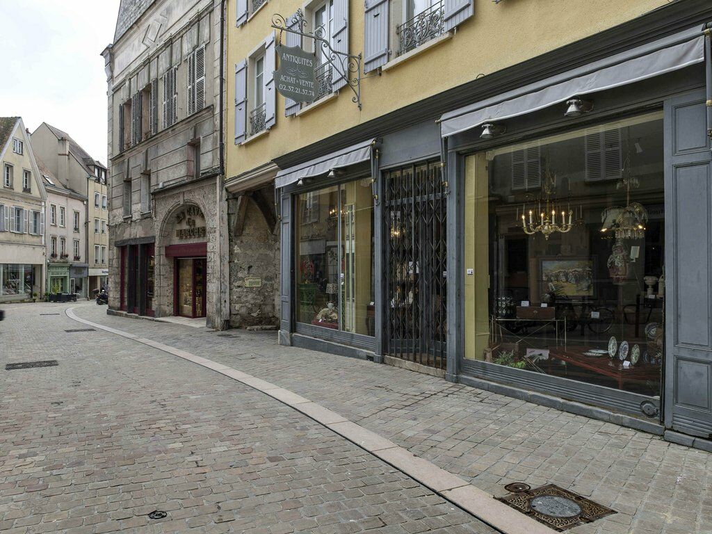 Mercure Chartres Cathedrale Exterior foto